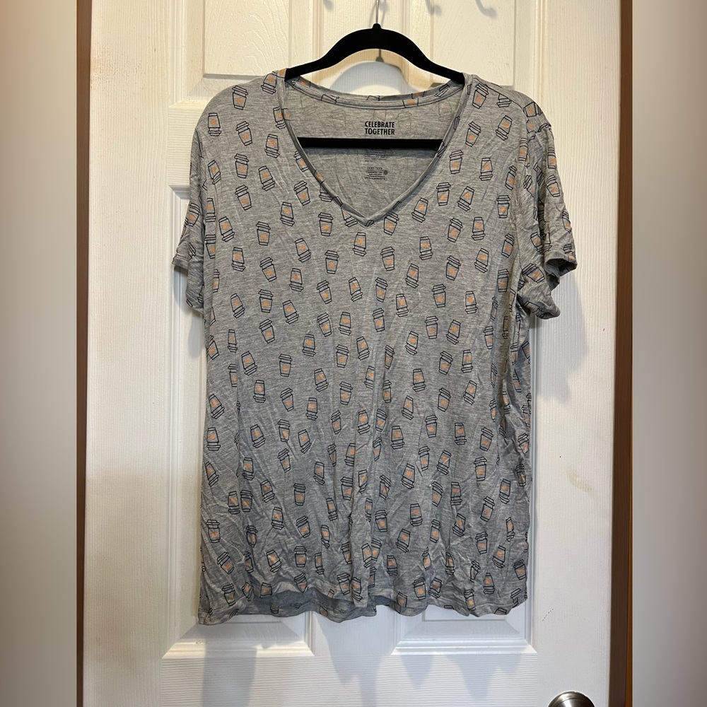 PSL coffee cup luxe v neck tee